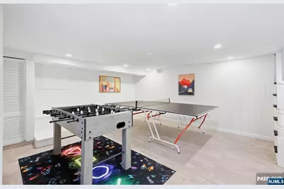 473 Oakdene Avenue, Cliffside Park, NJ 07010 - Photo 34