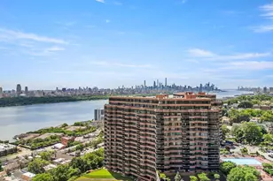 100 Carlyle Dr Villa P- 6, Cliffside Park, NJ 07010 - Photo 6