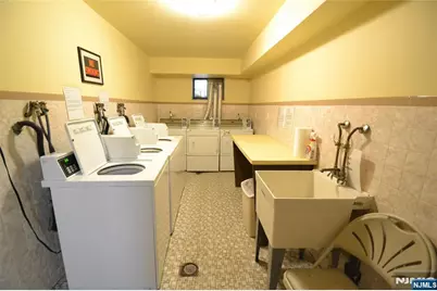 123 Grove Street 12 #12, Clifton, NJ 07013 - Photo 18