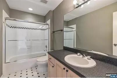 130 Butternut Drive, Wayne, NJ 07470 - Photo 18