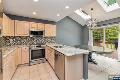 130 Butternut Drive, Wayne, NJ 07470 - Photo 10
