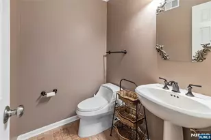 130 Butternut Dr, Wayne, NJ 07470 - Photo 6