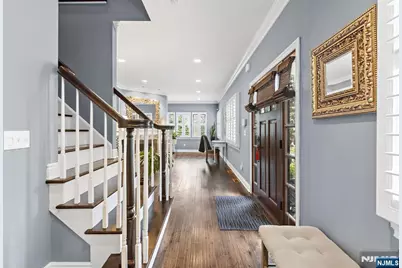 70 Cecelia Avenue, Cliffside Park, NJ 07010 - Photo 20