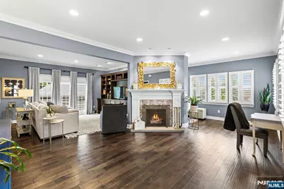 70 Cecelia Avenue, Cliffside Park, NJ 07010 - Photo 2
