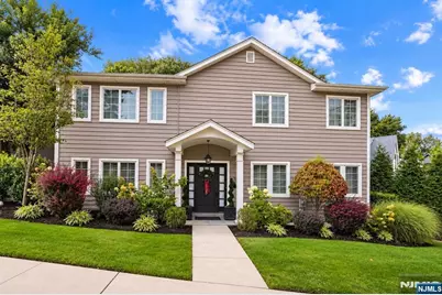 70 Cecelia Avenue, Cliffside Park, NJ 07010 - Photo 44