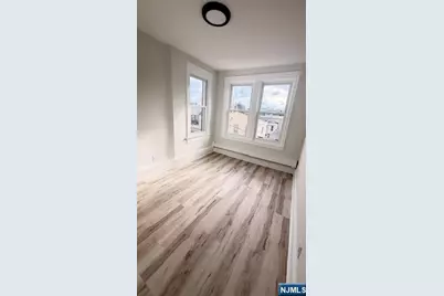 414 42nd Street 3 #3, Union City, NJ 07087 - Photo 8
