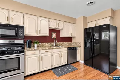 7 Ross Road, Wallington, NJ 07057 - Photo 12