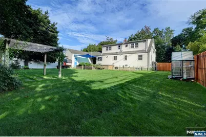 39 Sunset, Pequannock Township, NJ 07444 - Photo 28