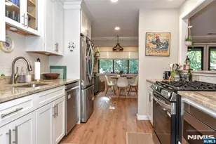 3221 Hilltop Rd, Mahwah, NJ 07430 - Photo 14