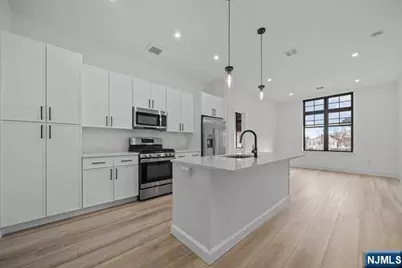 1 Union Avenue 204 #204, Cresskill, NJ 07626 - Photo 1