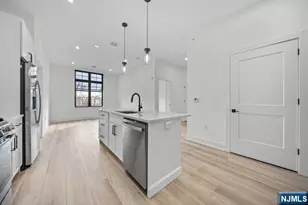 1 Union Ave 204, Cresskill, NJ 07626 - Photo 12
