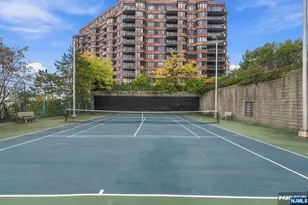200 Winston Dr L14, Cliffside Park, NJ 07010 - Photo 46