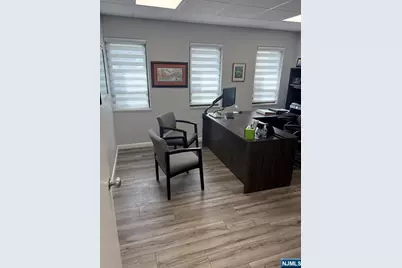 466 Old Hook Road 12 #12, Emerson, NJ 07630 - Photo 12