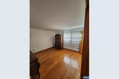 490 Westminster Place, Lodi, NJ 07644 - Photo 10