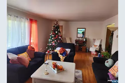 490 Westminster Place, Lodi, NJ 07644 - Photo 14