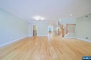 2 Candlewood Dr, Old Tappan, NJ 07675 - Photo 6