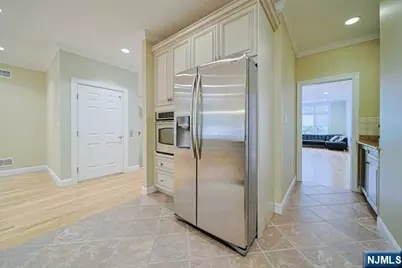 2 Candlewood Drive, Old Tappan, NJ 07675 - Photo 12