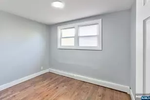 20 Edwin Pl, Newark, NJ 07112 - Photo 18
