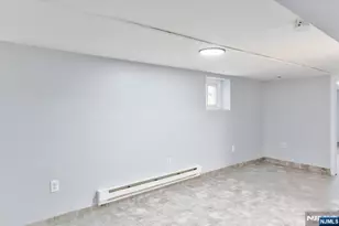 20 Edwin Pl, Newark, NJ 07112 - Photo 24