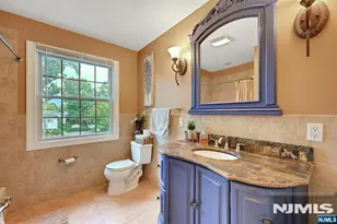 254 Wilson Ave, Paramus, NJ 07652 - Photo 24