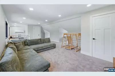 266 Wayne Avenue, River Edge, NJ 07661 - Photo 36