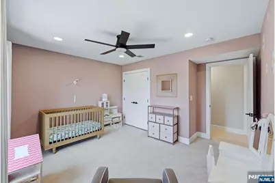 266 Wayne Avenue, River Edge, NJ 07661 - Photo 24