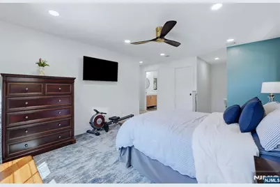 266 Wayne Avenue, River Edge, NJ 07661 - Photo 32