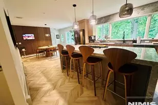573 Kiowa Dr, Franklin Lakes, NJ 07417 - Photo 16
