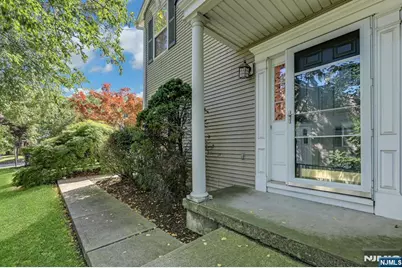 377 Green Mountain Road, Mahwah, NJ 07430 - Photo 2