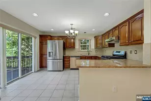 377 Green Mountain Rd, Mahwah, NJ 07430 - Photo 10