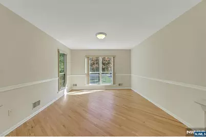 377 Green Mountain Road, Mahwah, NJ 07430 - Photo 6