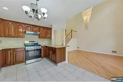 377 Green Mountain Road, Mahwah, NJ 07430 - Photo 12