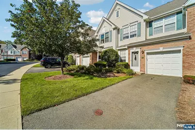 136 Cambridge Drive 1102 #1102, Nutley, NJ 07110 - Photo 2