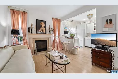 136 Cambridge Drive 1102 #1102, Nutley, NJ 07110 - Photo 4
