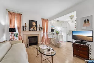 136 Cambridge Dr 1102, Nutley, NJ 07110 - Photo 4