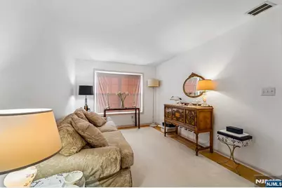 136 Cambridge Drive 1102 #1102, Nutley, NJ 07110 - Photo 22