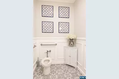 520 Bergen Boulevard, Palisades Park, NJ 07650 - Photo 8