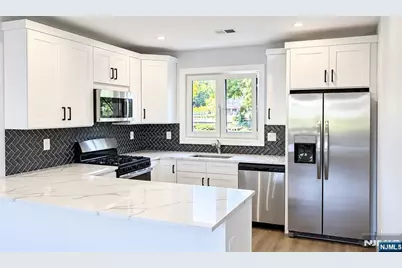 16 Armm Avenue, Wallington, NJ 07057 - Photo 2