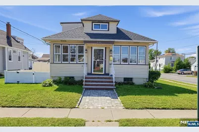 8-02 Henderson Boulevard, Fair Lawn, NJ 07410 - Photo 2