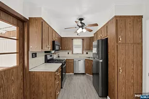 8-02 Henderson Blvd, Fair Lawn, NJ 07410 - Photo 18