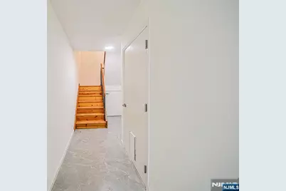 301 Grant Avenue 301 #301, Cliffside Park, NJ 07010 - Photo 4
