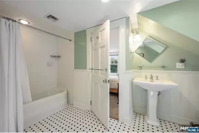 270 Bellair Road, Ridgewood, NJ 07450 - Photo 28