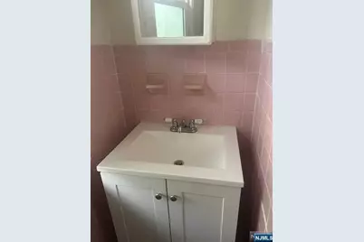 73 Lawton, Cliffside Park, NJ 07010 - Photo 8
