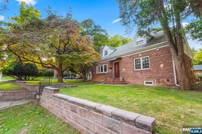 558 Broad Avenue, Leonia, NJ 07605 - Photo 26