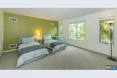 25 Braeburn Drive, Washington Township, NJ 07676 - Photo 28