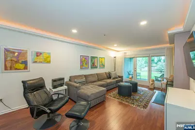 25 Braeburn Drive, Washington Township, NJ 07676 - Photo 14