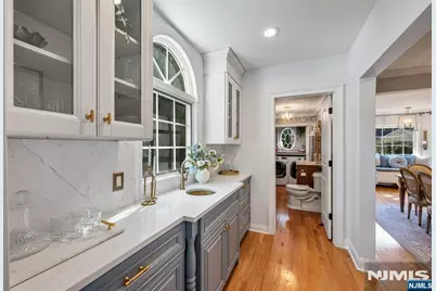 70 Saxonia Avenue, Wyckoff Township, NJ 07481 - Photo 20