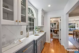 70 Saxonia Ave, Wyckoff Township, NJ 07481 - Photo 20