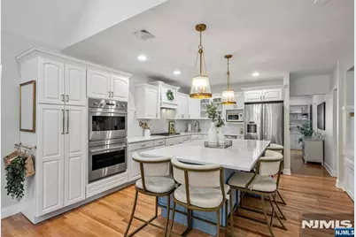 70 Saxonia Avenue, Wyckoff Township, NJ 07481 - Photo 10