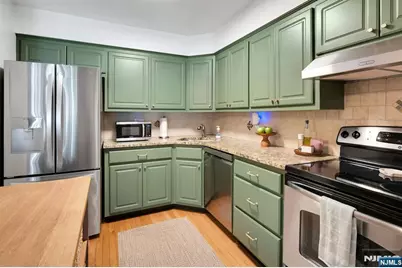 301 Claremont Avenue C0003 #C0003, Montclair, NJ 07042 - Photo 16